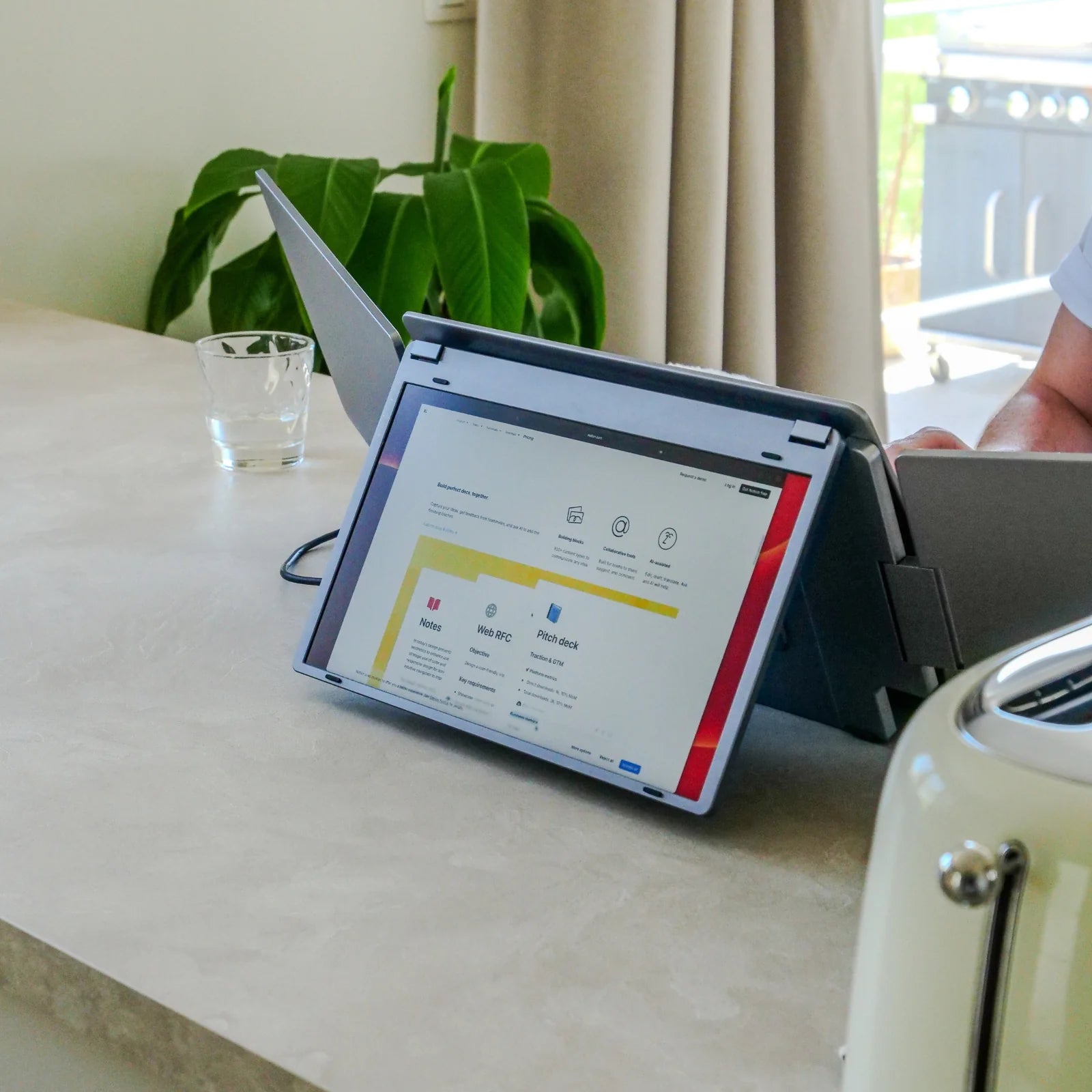 Vixoro Laptop Screen Extender